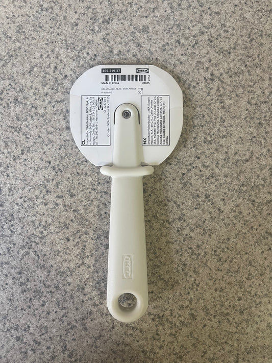 Pizza cutter